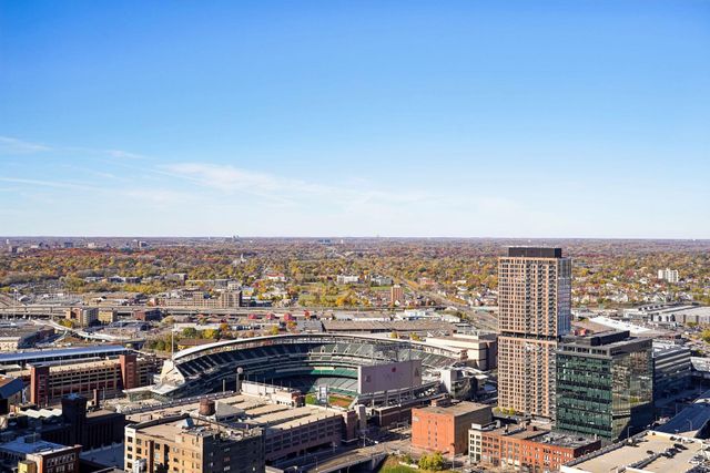 255 Hennepin Ave 3305, Minneapolis, MN 55401