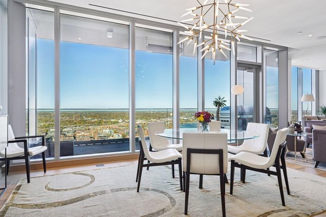 255 Hennepin Ave 3305, Minneapolis, MN 55401