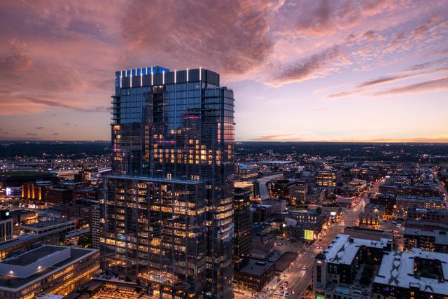 255 Hennepin Ave 3305, Minneapolis, MN 55401