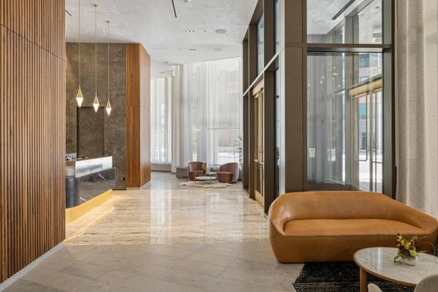 255 Hennepin Ave 3305, Minneapolis, MN 55401