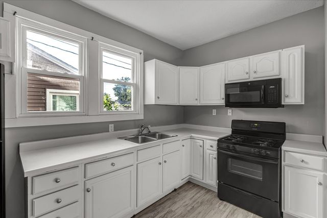 509 19th Avenue, Rock Island, IL 61201