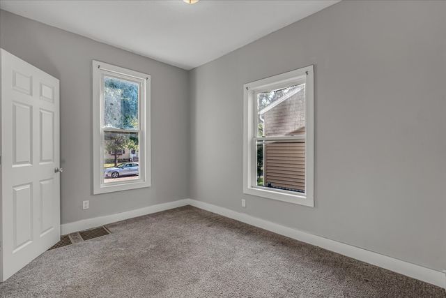 509 19th Avenue, Rock Island, IL 61201