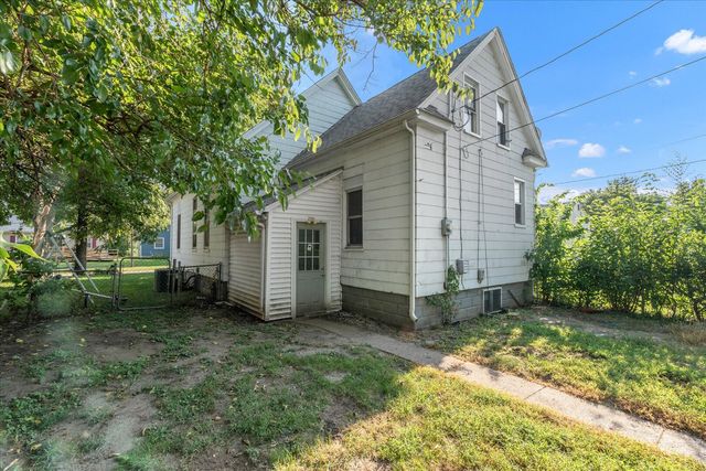 509 19th Avenue, Rock Island, IL 61201