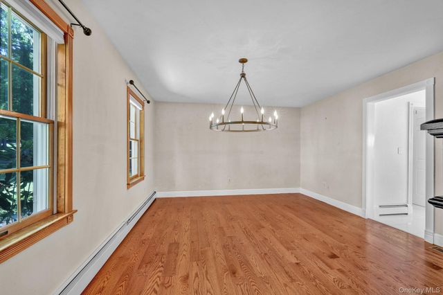 14 Wagner Drive, Rock Tavern, NY 12575