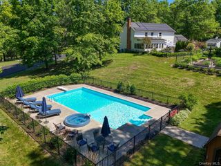 14 Wagner Drive, Rock Tavern, NY 12575
