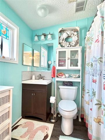 7106 AMERICANA DRIVE NE 140, St Petersburg, FL 33702