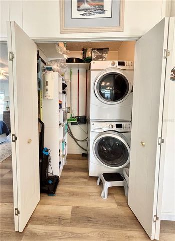 7106 AMERICANA DRIVE NE 140, St Petersburg, FL 33702