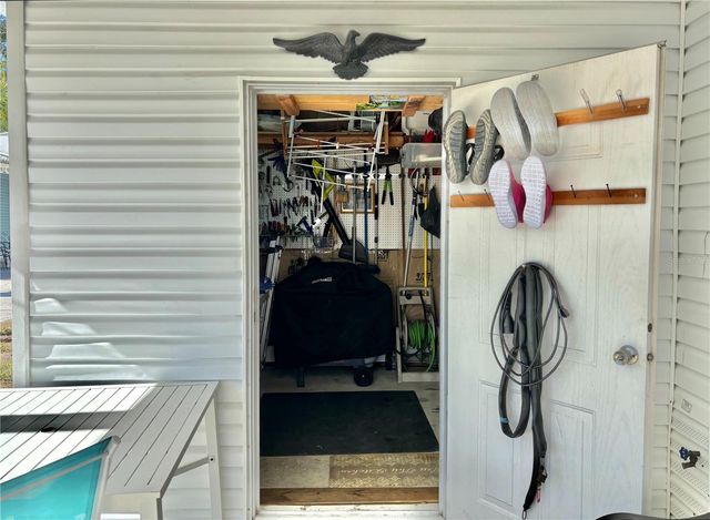 7106 AMERICANA DRIVE NE 140, St Petersburg, FL 33702