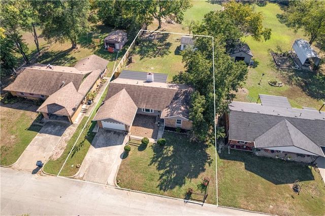 937 Circle Drive, Independence, KS 67301