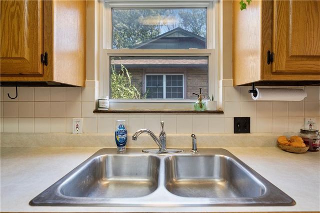 937 Circle Drive, Independence, KS 67301