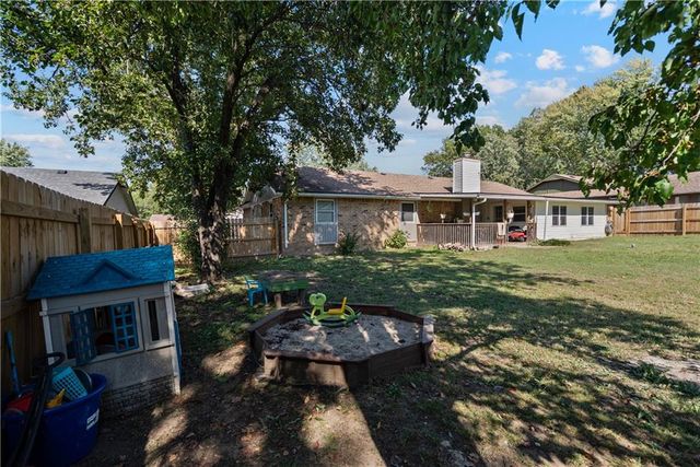 937 Circle Drive, Independence, KS 67301