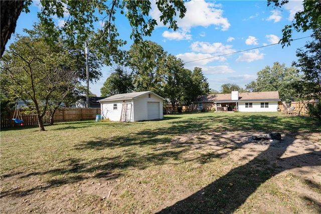 937 Circle Drive, Independence, KS 67301