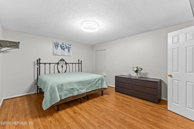 9109 MOUNTAINTOP Court, Jacksonville, FL 32225