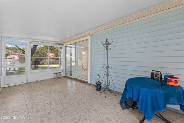 9109 MOUNTAINTOP Court, Jacksonville, FL 32225