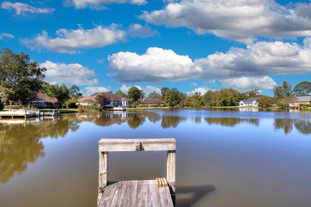 29 Plantation Drive, Manning, SC 29102