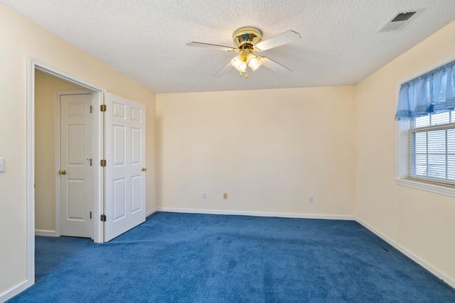 29 Plantation Drive, Manning, SC 29102