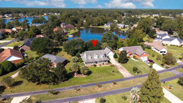 29 Plantation Drive, Manning, SC 29102