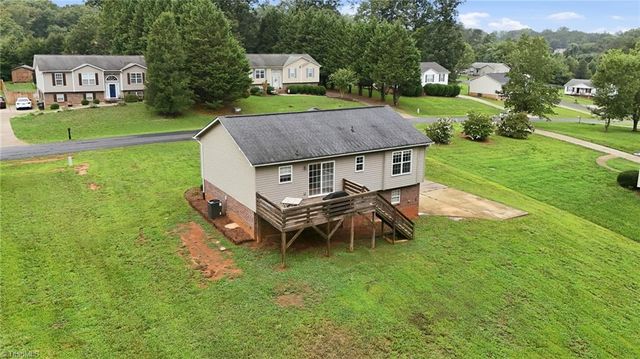 4051 Village Trace Drive, Tobaccoville, NC 27050