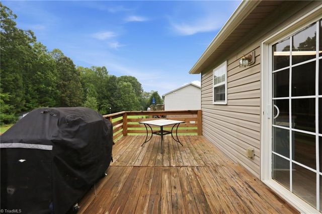4051 Village Trace Drive, Tobaccoville, NC 27050