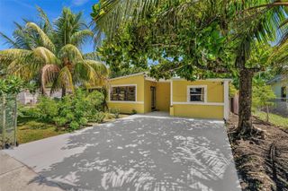 1510 NW 11th Pl, Fort Lauderdale, FL 33311