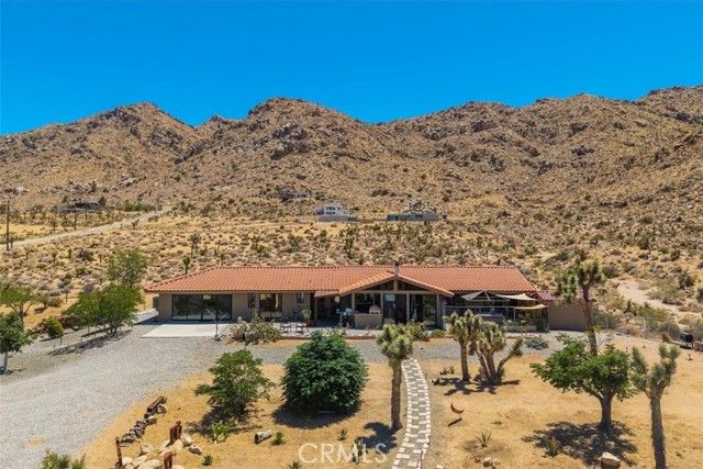 7880 Wesley Road, Joshua Tree, CA 92252