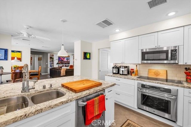 7880 Wesley Road, Joshua Tree, CA 92252