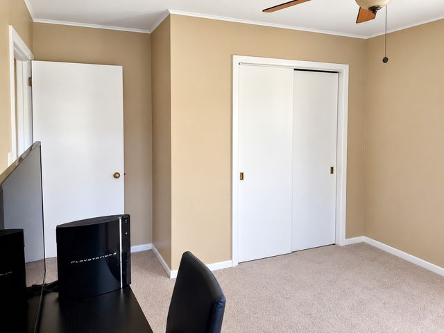 123 James Street, Montgomery, IL 60538
