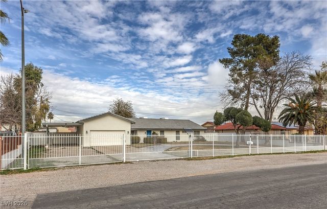 5854 Alfred Drive, Las Vegas, NV 89108