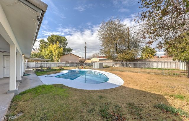 5854 Alfred Drive, Las Vegas, NV 89108