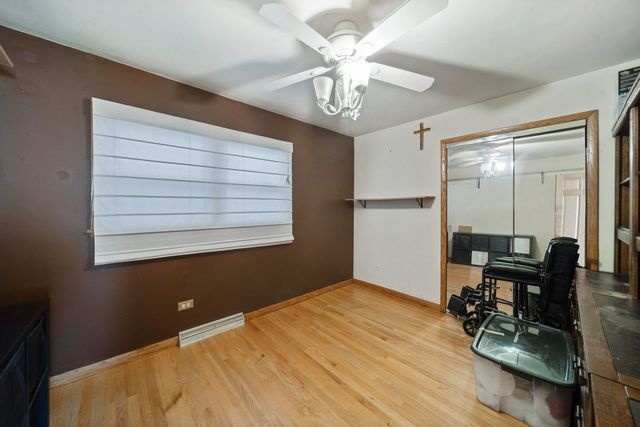 4723 N Kilbourn Avenue, Chicago, IL 60630