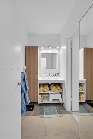 800 West Ave 441, Miami Beach, FL 33139