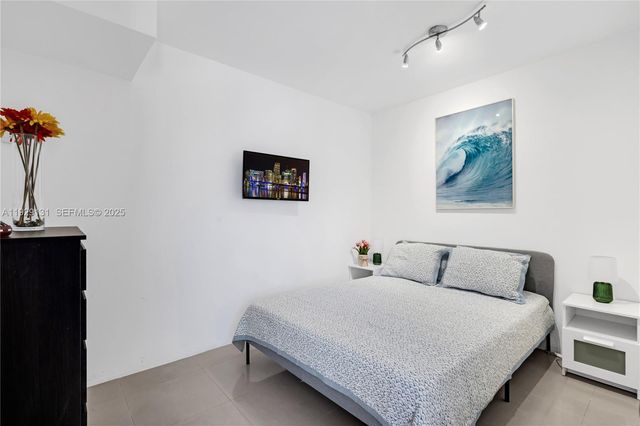 800 West Ave 441, Miami Beach, FL 33139