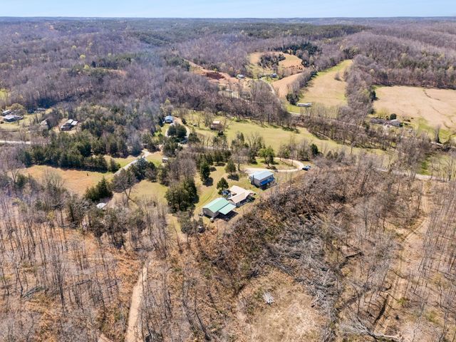 635 Cane Creek Rd, Hohenwald, TN 38462