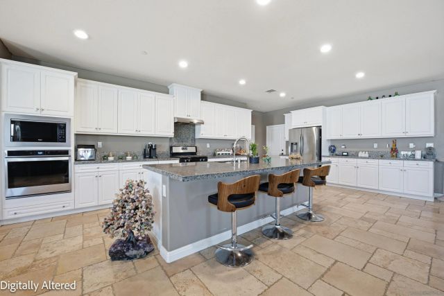 34880 Windwood Glen Ln, Murrieta, CA 92563