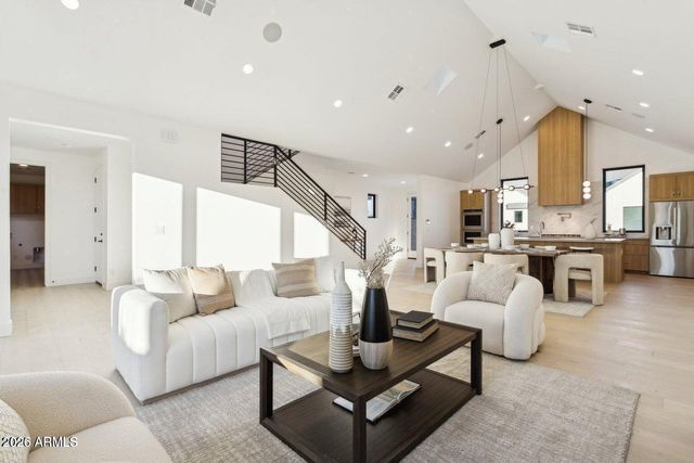 6330 N 10th Drive, Phoenix, AZ 85013