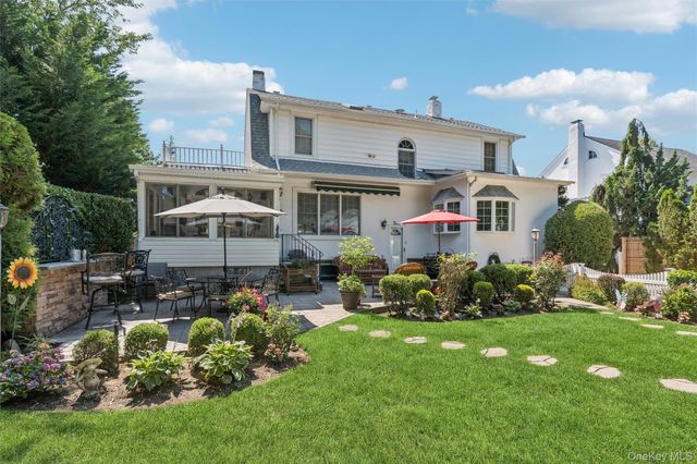 43 Beverly Road, Merrick, NY 11566
