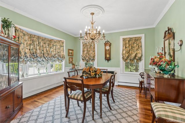 43 Beverly Road, Merrick, NY 11566