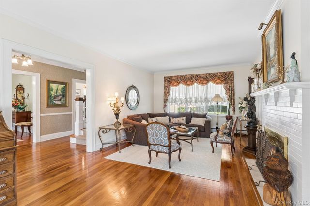 43 Beverly Road, Merrick, NY 11566