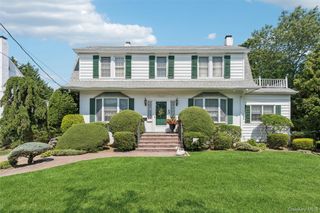 43 Beverly Road, Merrick, NY 11566