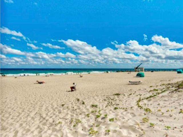 33 S OCEAN Avenue 501, Palm Beach Shores, FL 33404