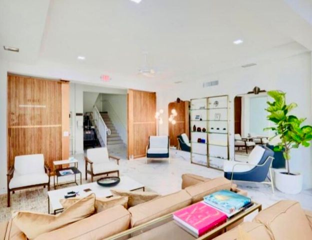 33 S OCEAN Avenue 501, Palm Beach Shores, FL 33404
