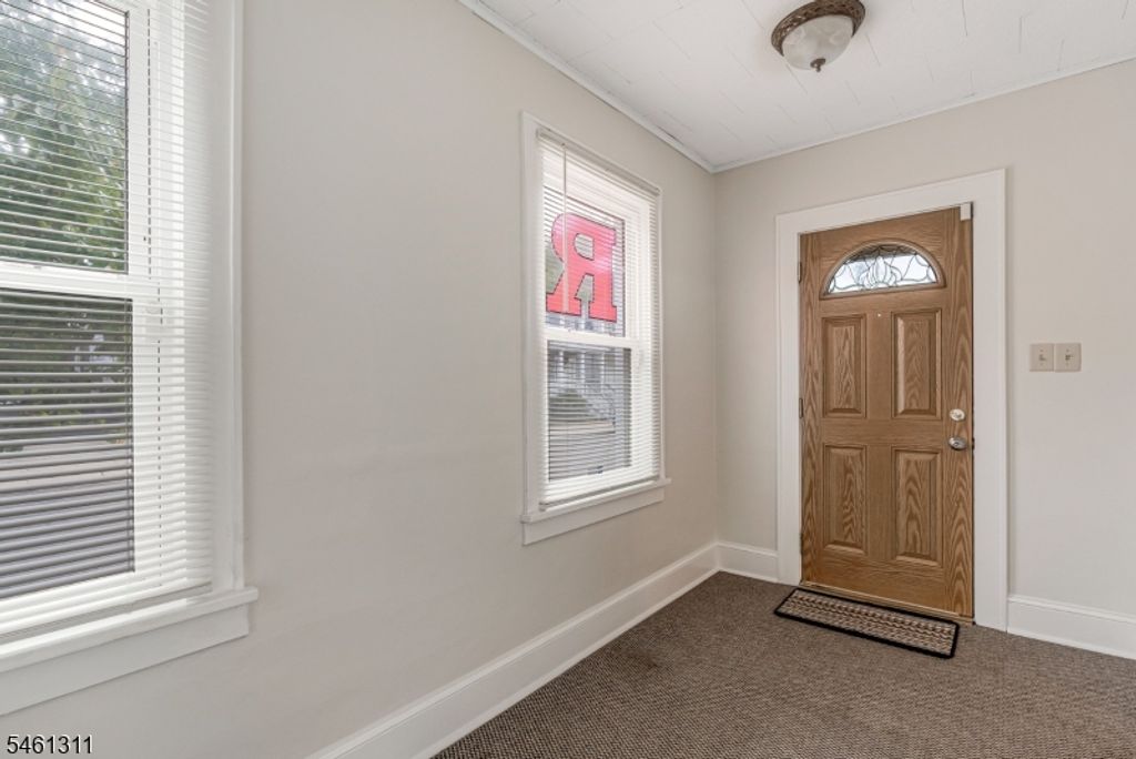18 Robinson St, New Brunswick City, NJ 08901 — photo 2