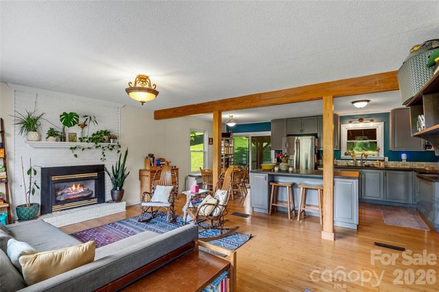 1574 Cashiers Valley Road, Brevard, NC 28712
