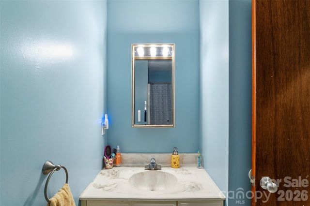 1574 Cashiers Valley Road, Brevard, NC 28712