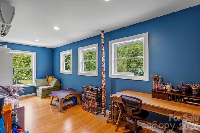 1574 Cashiers Valley Road, Brevard, NC 28712