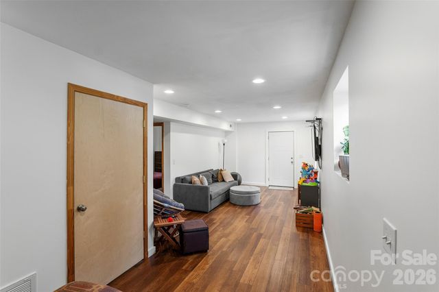 1574 Cashiers Valley Road, Brevard, NC 28712