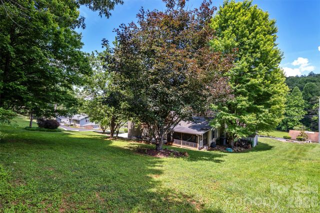 1574 Cashiers Valley Road, Brevard, NC 28712