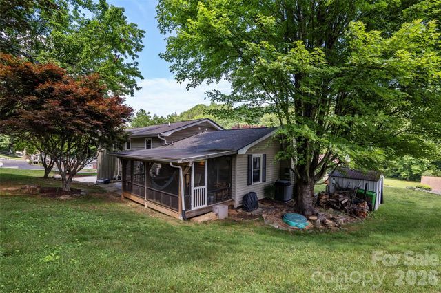 1574 Cashiers Valley Road, Brevard, NC 28712