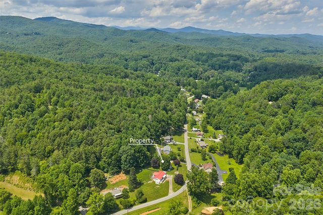 1574 Cashiers Valley Road, Brevard, NC 28712