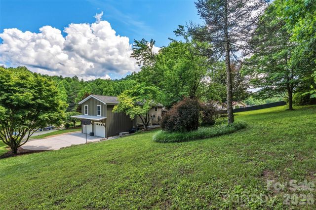 1574 Cashiers Valley Road, Brevard, NC 28712